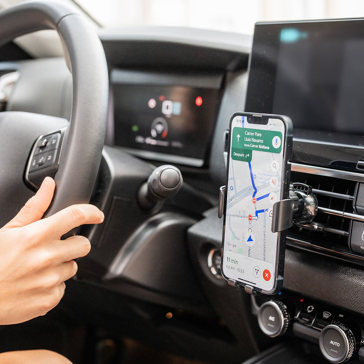 Support Voiture Chargeur Sans Fil InnovaGoods — Charge Rapide en Conduisant