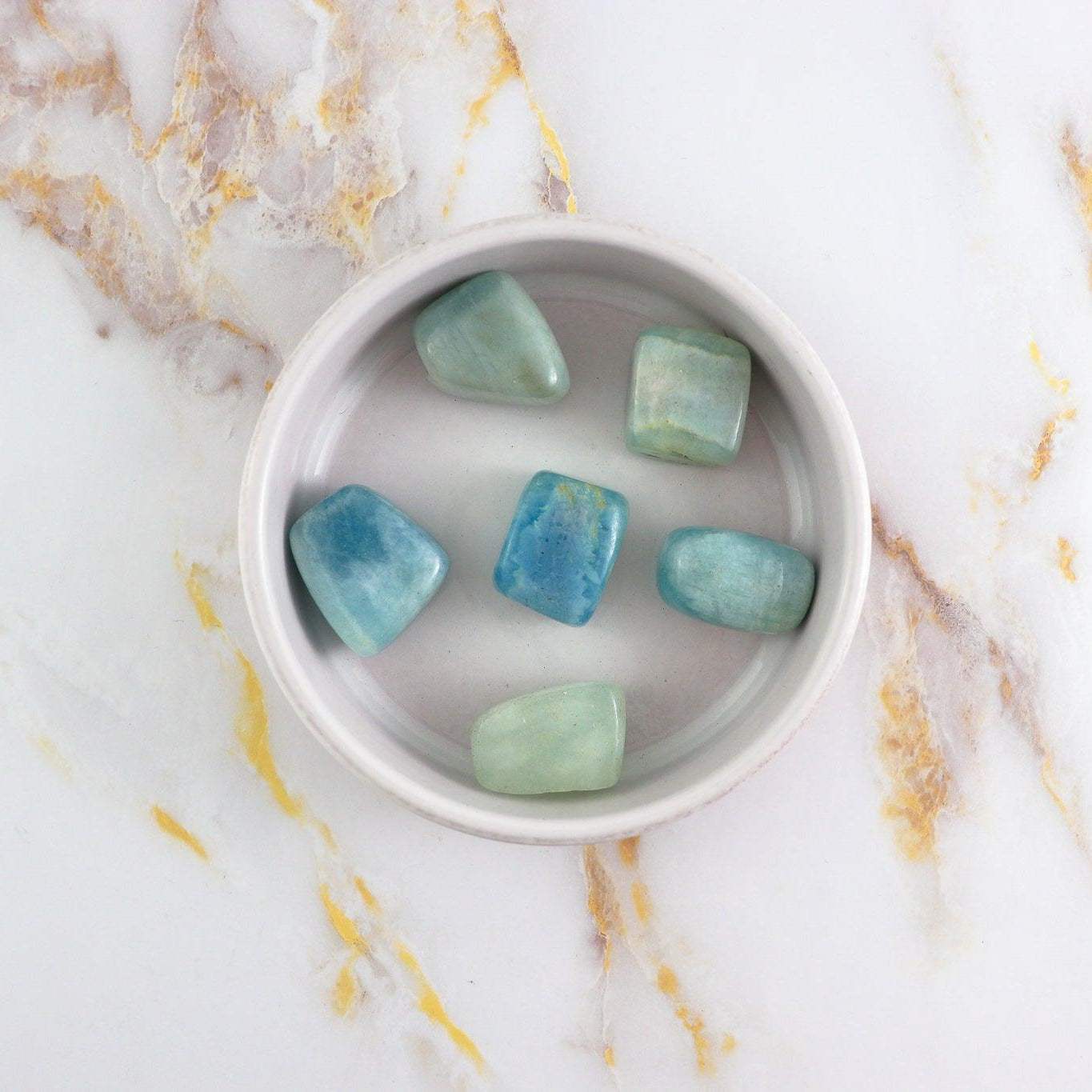 Aquamarine rolled stone