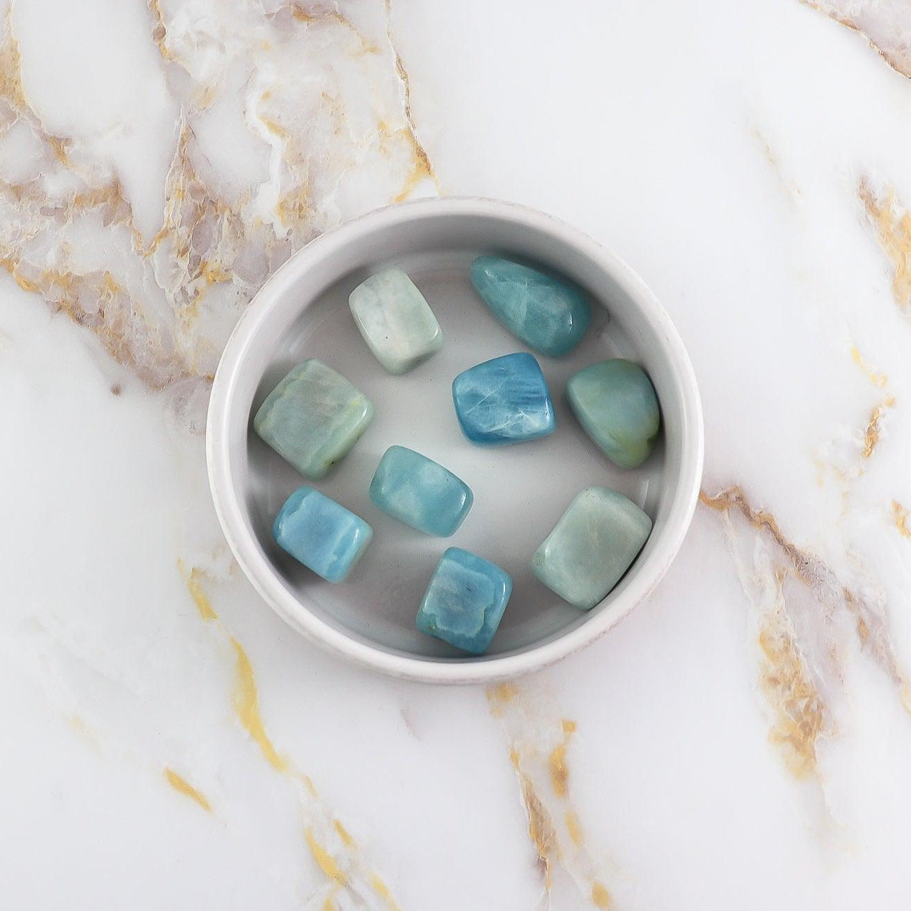 Aquamarine rolled stone