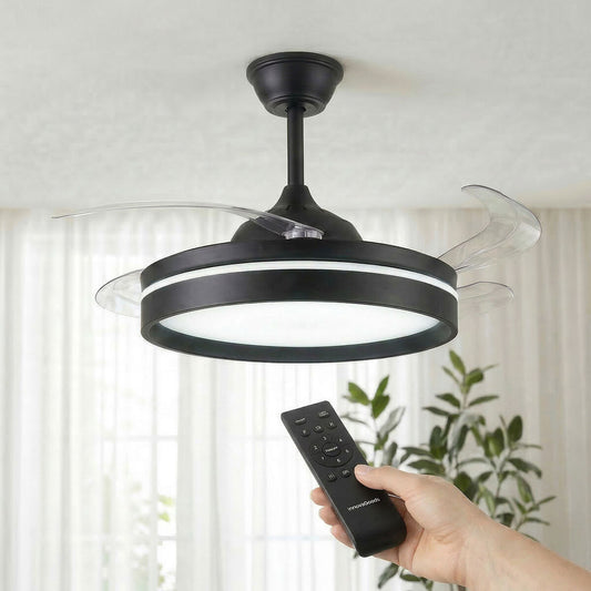 Ventilateur de plafond avec lumière LED, 4 pales rétractables et télécommande InnovaGoods